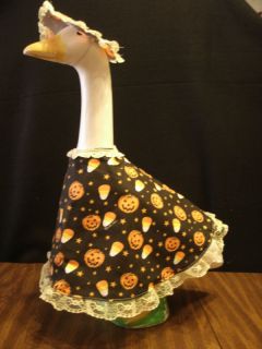  24 inch Yard Concrete GOOSE Halloween Dress Outfit