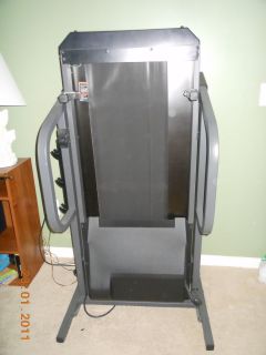  Weslo Cadence DL15 Spacesaver Treadmill