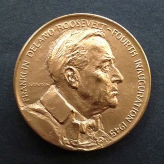 Offered here is the beautiful 1945 bronze medal issued in 