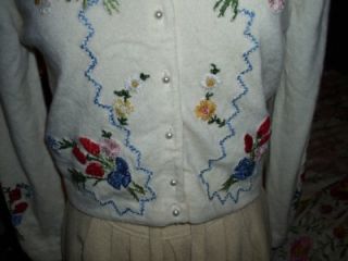 VINTAGE 50s HELEN BOND CARRUTHERS CASHMERE SWEATER W/ EMBROIDERY 