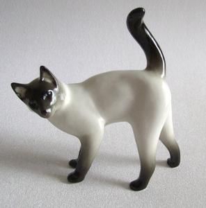 Lomonosov Russian Porcelain Siamese Cat Figurine