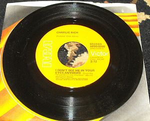 45 Record Charlie Rich I DonT See Me in Your Eyes Anymore No Room to 