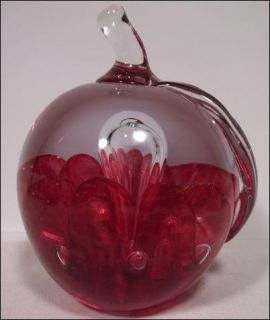 Pretty VINTAGE St. Clair Glass PAPERWEIGHT Fruit APPLE Elwood INDIANA