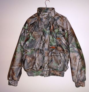  Medium Camouflage Hunting Insulated Jacket Coat Real Tree GC