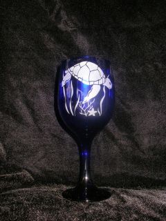 Etched Cobalt Blue Wine Glass with Sea Turtle Design