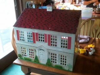  1940s Playsteel Steel Metal Tin Litho Dollhouse   National Can Company
