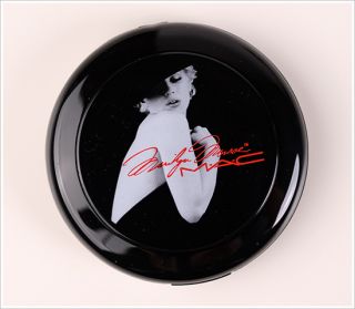 Mac Cosmetics Marilyn Monroe Collection Forever Marilyn Beauty Powder
