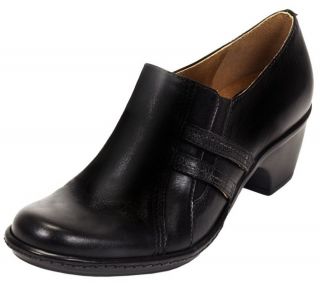 Clarks Artisan Collection Cabernet Womens Shoes —