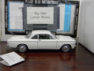  Mint Chevy 1960 Chevrolet Corvair Monza Club Coupe MIB model car 1:24