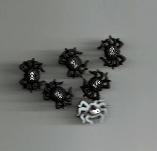 Creepy Crawley Spider Novelty Theme Buttons by Dress It Up All Crafts