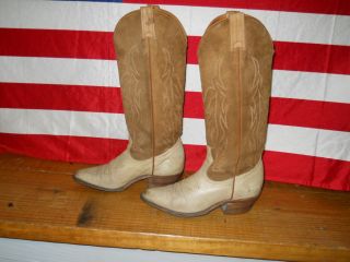 Cream Color Canada 6 5c Ladies Boots w Brown Suede Flame Stitch Shaft
