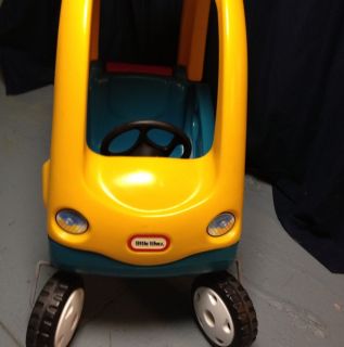  Little Tikes Cozy Coupe Ride on Car