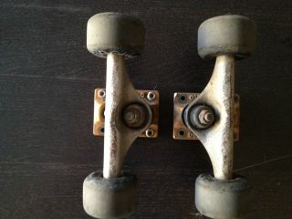 Destructo Skateboard Trucks with Wheels and Bearings
