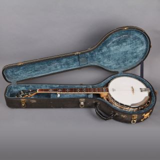 Deering Golden Era Banjo Blonde in Hard Shell Case