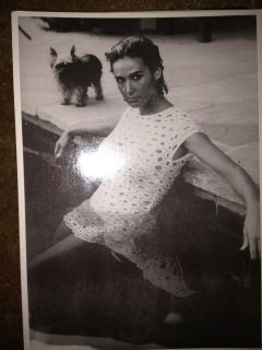  Demi Moore in The Swimming Pool New Postcard
