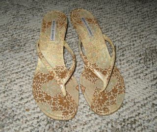 Manolo Blahnik Golden Leather Thong Heel Shoe Sandal Asian Inspired