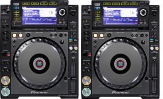 PIONEER PAIR CDJ 2000 NXS NEXUS DJ CD/MP3/USB PLAYERS W/WIFI
