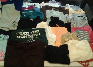 HUGE Lot of PLUS size clothing 20 22 some new some hardly used