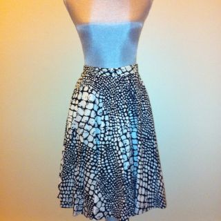 NWOT Antropologie Edme & Esyllte Cool Design Skirt Size 2 