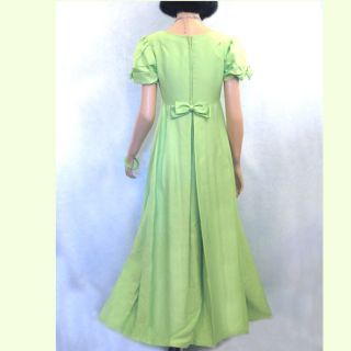 VIBRANT SUMMER GREEN COLLECTIBLE EMMA DOMB PROM GOWN OR HEM TO MINI