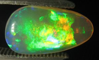 Ethiopian Wello Polished Crystal Opal 3 1 Ct EI537