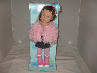 Madame Alexander Favorite Friends   Pink Glamour 18 Play Doll