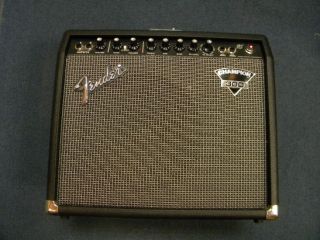 Fender Champion 300 30w Combo Amp   USED IN EXCELLENT CONDITION