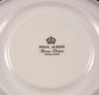 Royal Albert YELLOW SUNFLOWERS Tea Cup & Saucer