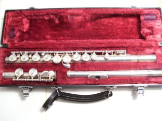 Yamaha YFL225S Flute with Case YFL 225s Silver Flute