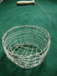 VINTAGE CAPE COD CLAM OYSTER HAND MADE WIRE METAL BASKET NAUTICAL HOME