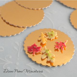  foil paper cake bakery boards doilies for your dollhouse miniature
