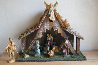 Nativity Set, Stable with Nine Figures, Fontanini, Made in Italy