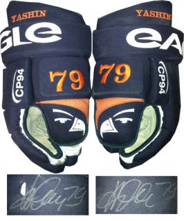  Yashin Signed Game Used New York Islanders #79 Hockey Gloves Auto COA