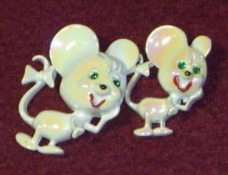 Lot of Animal Costume Jewelry   Dog, Cow, Horse, Dolphin, Mice, Owl  1