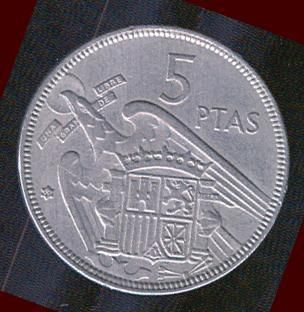1957 Spain   5 Ptas Coin   Francisco Franco Gaudillo de Espana