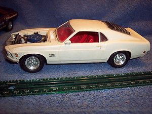 1970 Ford Mach 1 Mustang Plastic Toy Car Model