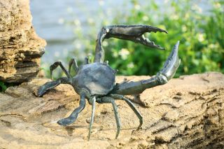 Cast Iron Blue Crab Nautical Garden Sculpture Statue