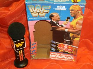   Official Electronic Microphone Wrestling Hulk Hogan Mean Gene w Box