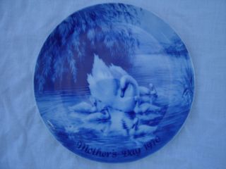 Vintage Mother’s Day Swan Plate Royal Blue Winter China 1970 Germany