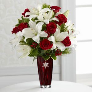FTD Holiday Celebrations Bouquet 12 C1 Christmas Flowers by Florist