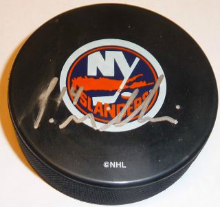 Trevor Gillies Signed Auto New York Islanders Game Model Hockey Puck
