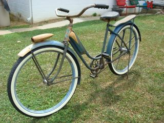 1939 1940 Vintage Elgin  Ladies Girls Bicycle