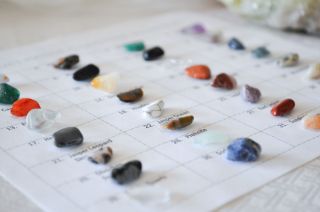 Incredible 32 Gemstone Species Set Healing Reiki Chakra Wicca Pagan