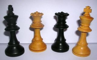 chess set a vintage staunton pattern chess set in good condition not