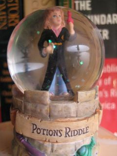 Harry Potter Snow Globe Potions Riddle Challenge 5 Limited Edition