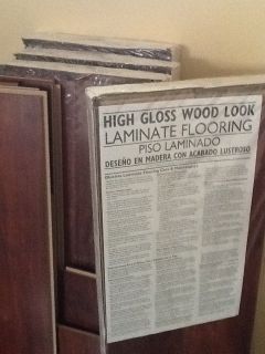 High Gloss Wood   Laminate Flooring   Vintage Cherry (New)