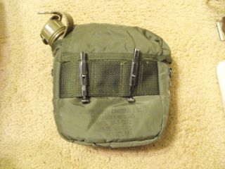 US Issue 2qt Bladder Canteen and Carrier