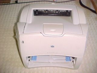 HP LaserJet 1200 C7044A Laser Printer B W 1200dpi 15ppm 8MB PC Mac