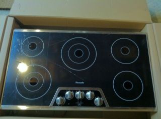 Thermador CEM365FS Cooktop