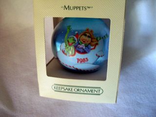 Vtg 1983 Hallmark Muppets Ornament Xmas Miss Piggy and Kermit